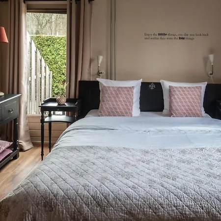 Lazey Voorthuizen